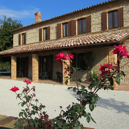 Agriturismo La Vecchia Fonte Castelbellino Exterior photo