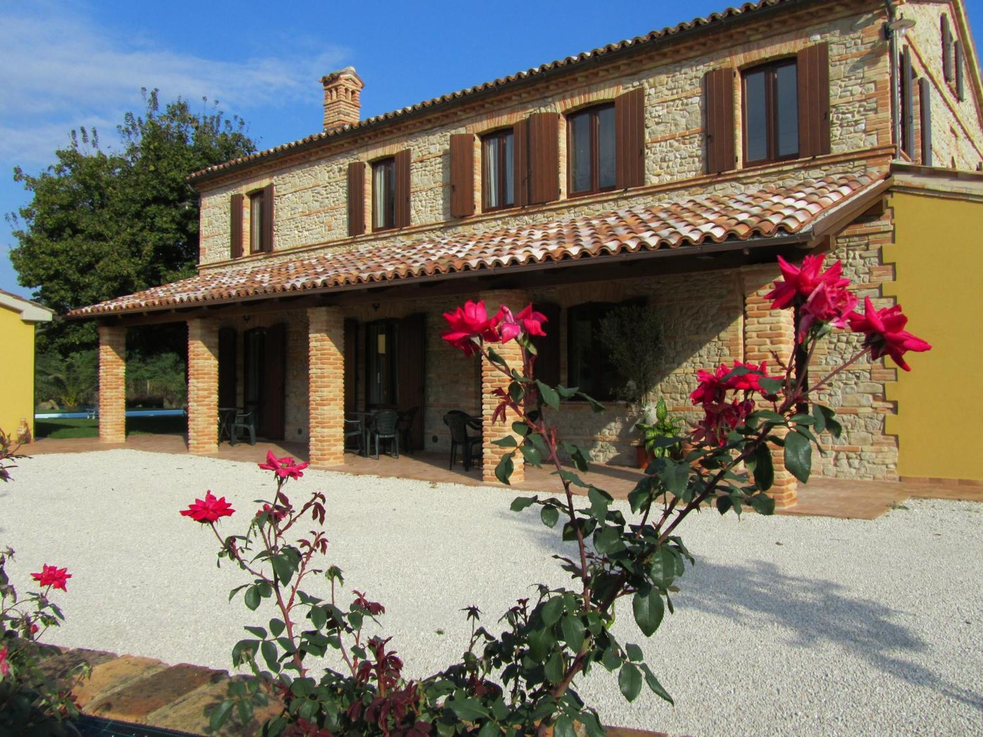 Agriturismo La Vecchia Fonte Castelbellino Exterior photo