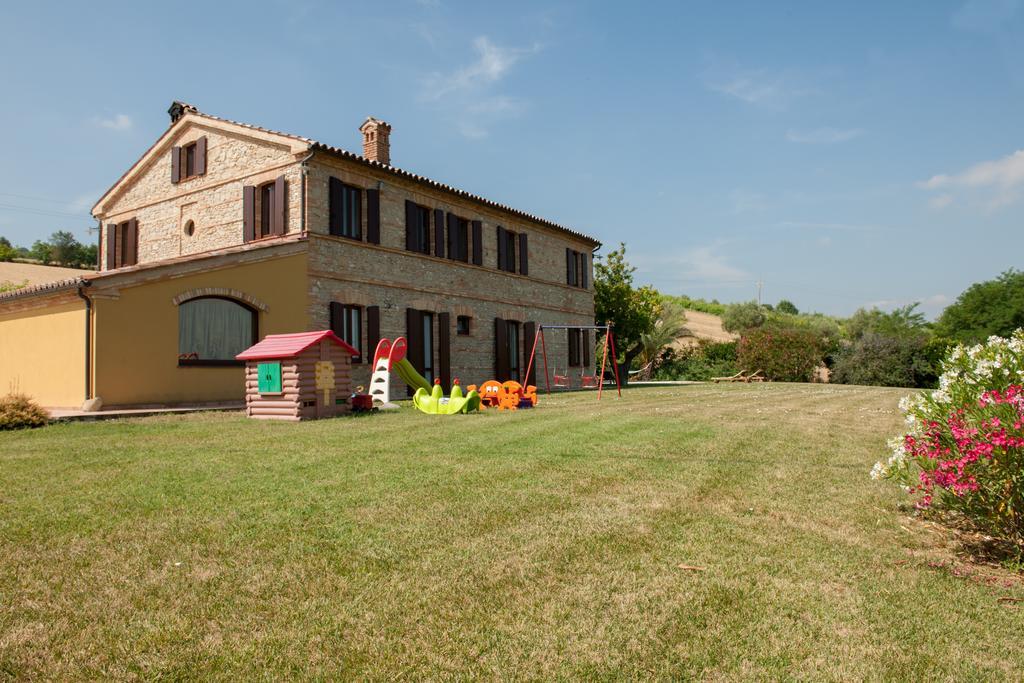 Agriturismo La Vecchia Fonte Castelbellino Exterior photo