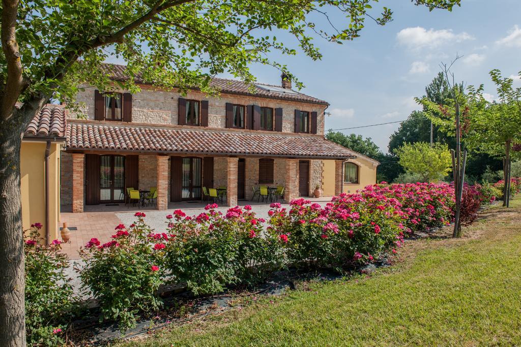 Agriturismo La Vecchia Fonte Castelbellino Exterior photo